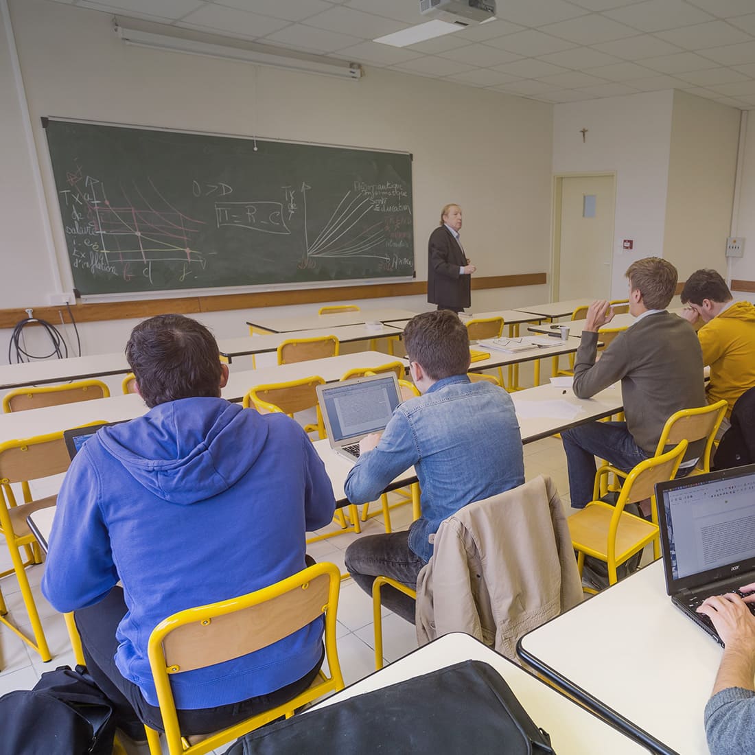 ICES : Double licence Droit - Economie/Gestion